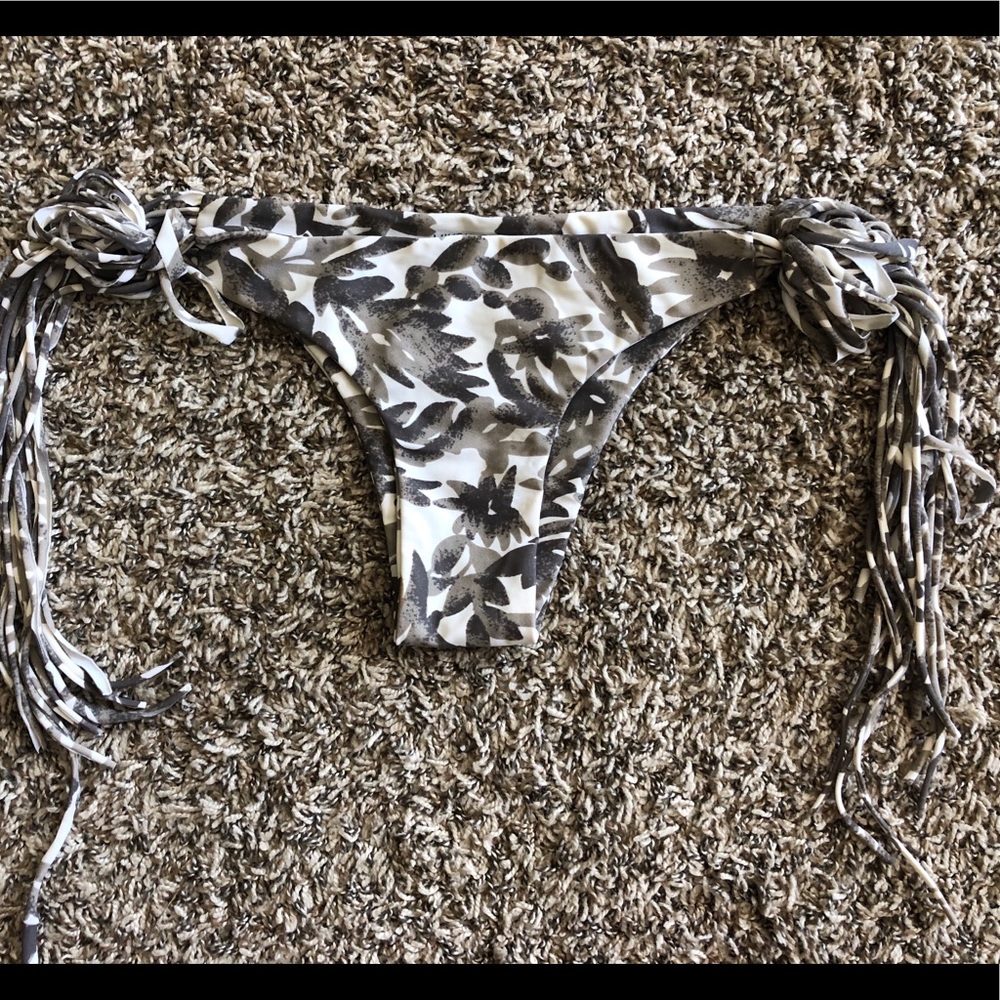 Mikoh swim gray and white bottoms